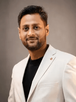 Piyush Pushkar, Managing Director of Rathya Rental Car